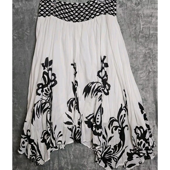 Cato Dresses & Skirts - Cato Women's Skirt Pullon Black White asymetrical hem XL elastic waist lined